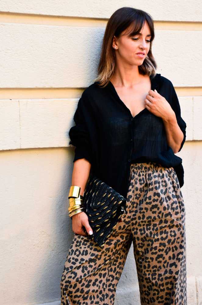 Blusa Banditas AGATA Negra Noho - 6
