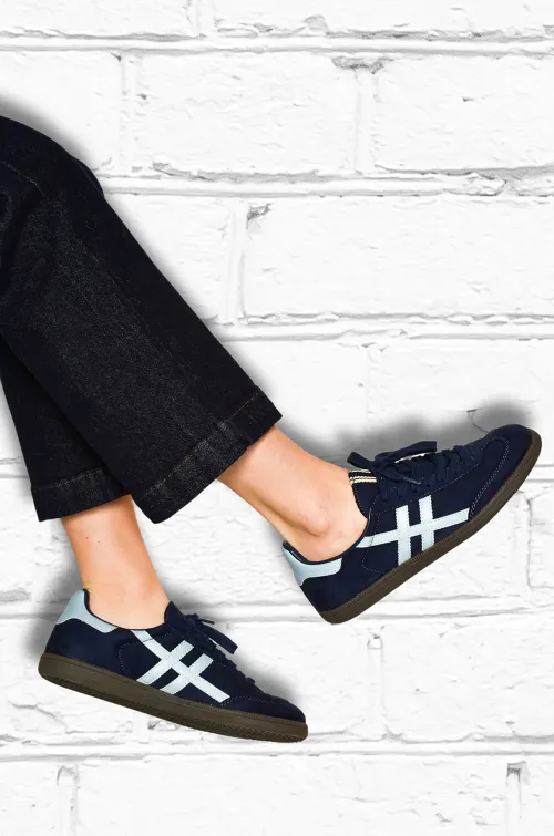 chloe et lucas  MARINE BASKETS FEMME