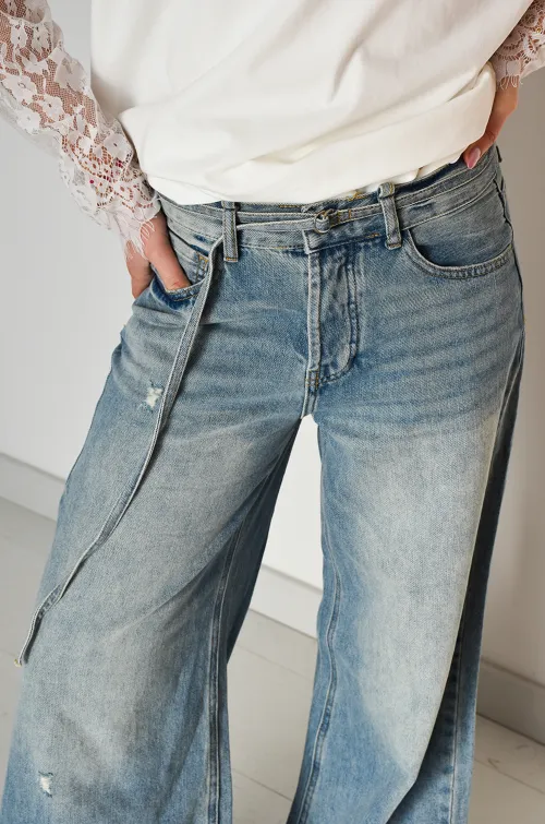 MODAS Y CREATIONES ANGELINA SL  JEANS JEANS FEMME