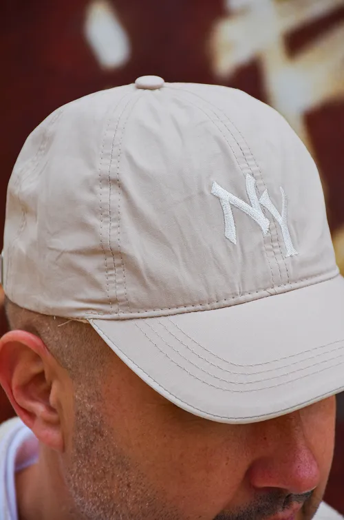 TANG TAMMY  BEIGE CASQUETTE