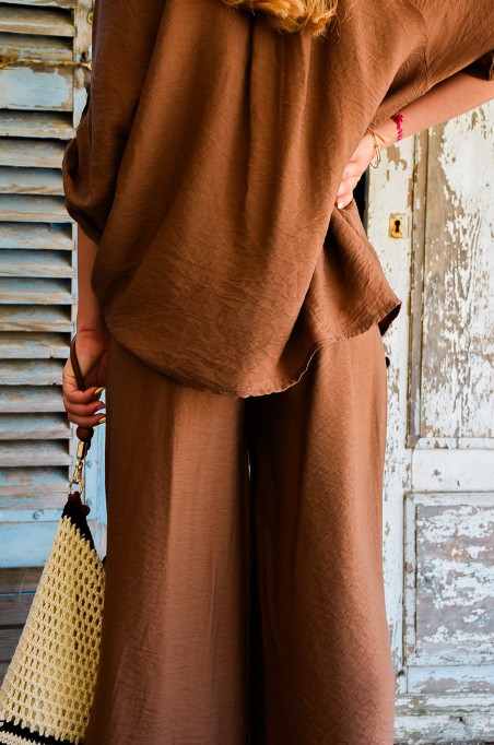 YASMIN CLOSET UNI CHOCO BLOUSE