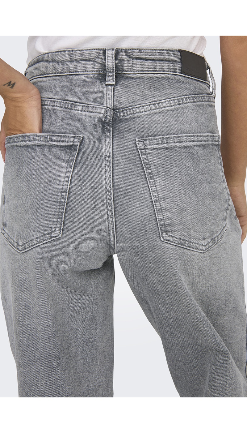 MEDIUM GREY JEANS