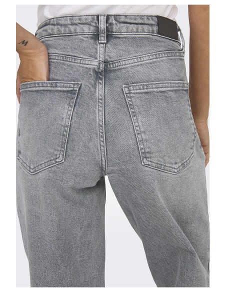 MEDIUM GREY JEANS