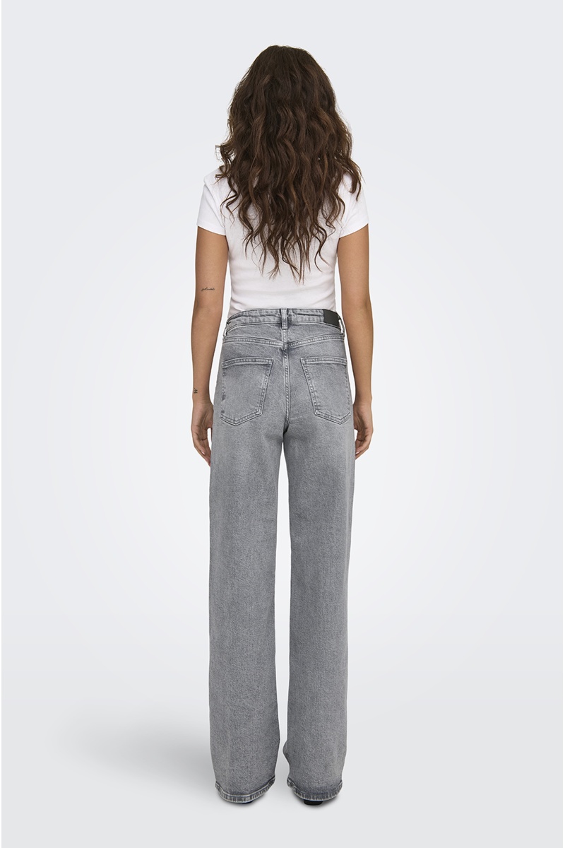 MEDIUM GREY JEANS 2