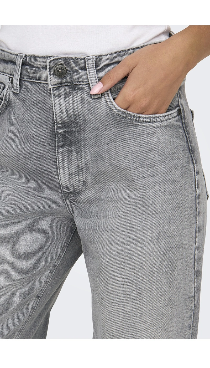 MEDIUM GREY JEANS