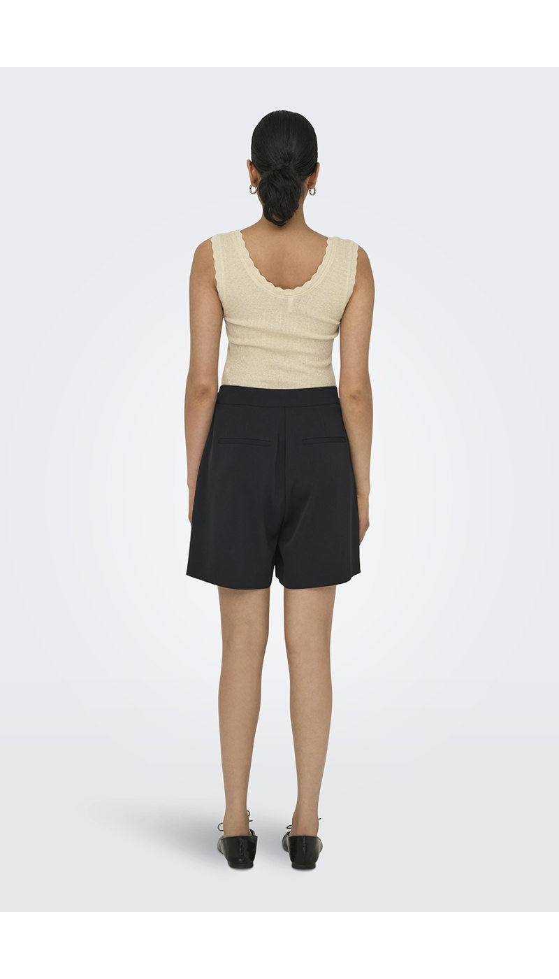 BLACK SHORTS