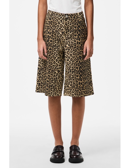 PIECES WHITE PEPPER SHORTS
