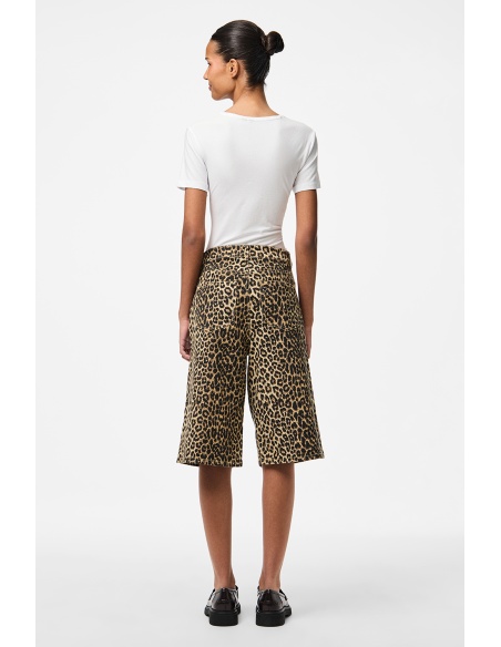 PIECES WHITE PEPPER SHORTS