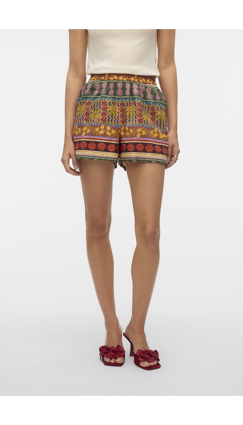 VERO MODA CLOUD DANCER SHORTS