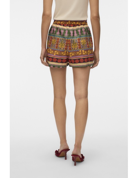 VERO MODA CLOUD DANCER SHORTS