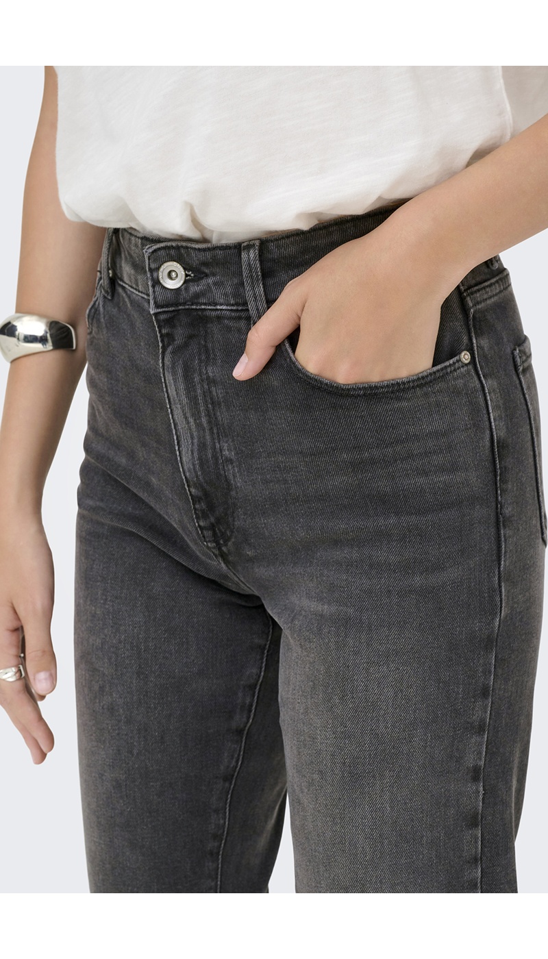 DARK GREY JEANS