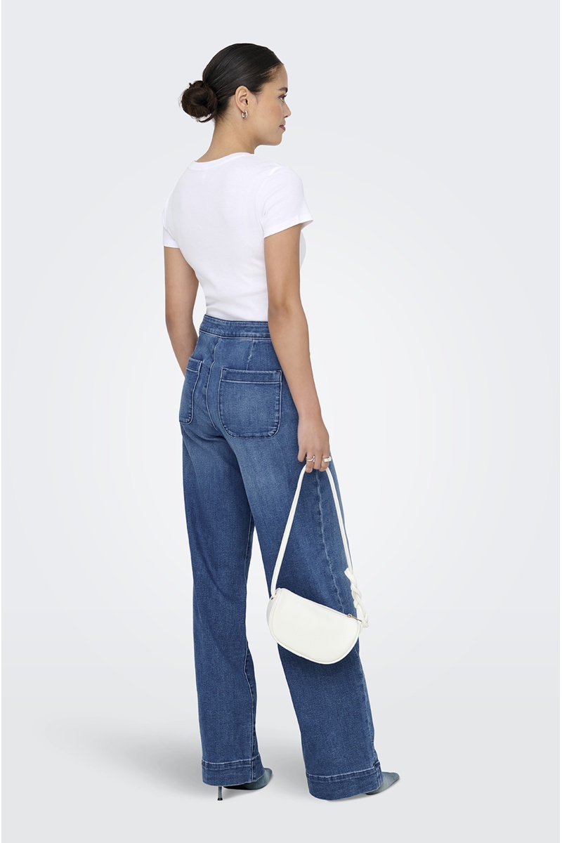 MEDIUM BLUE JEANS 2