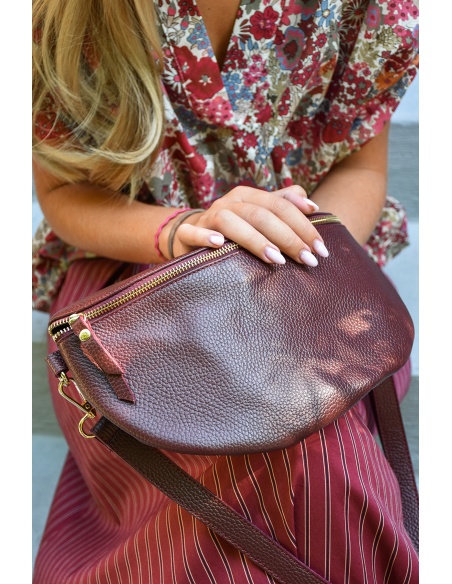 FLORA AND GEAN IMPORT  PRUNE POCHETTE