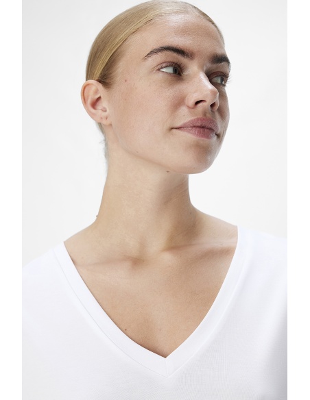 Object Collectors Item  WHITE TOPS