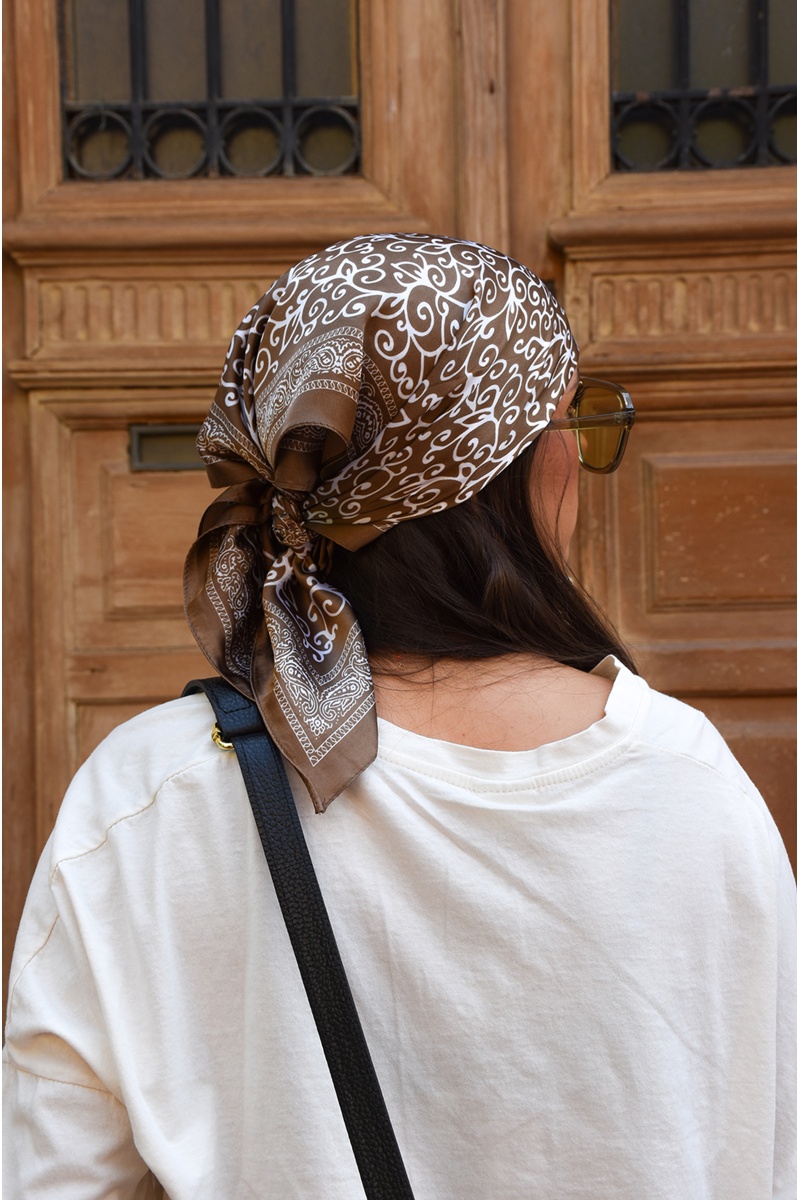 best daisy ARABES CHOCO FOULARD 2
