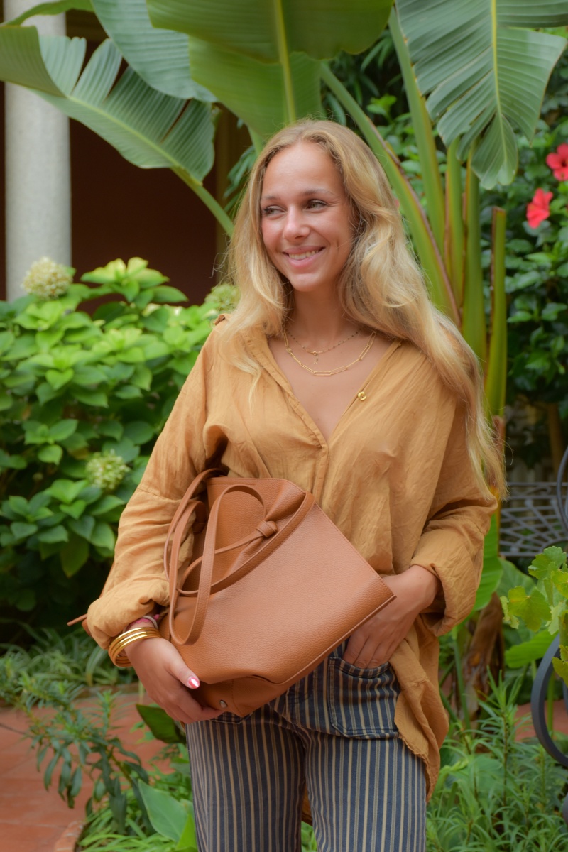 Blusa Banditas Algodón Camel AGATA