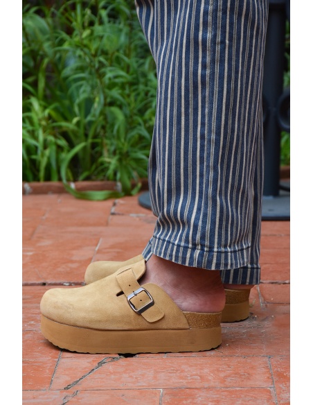 covana  CAMEL CHAUSSURE FEMME