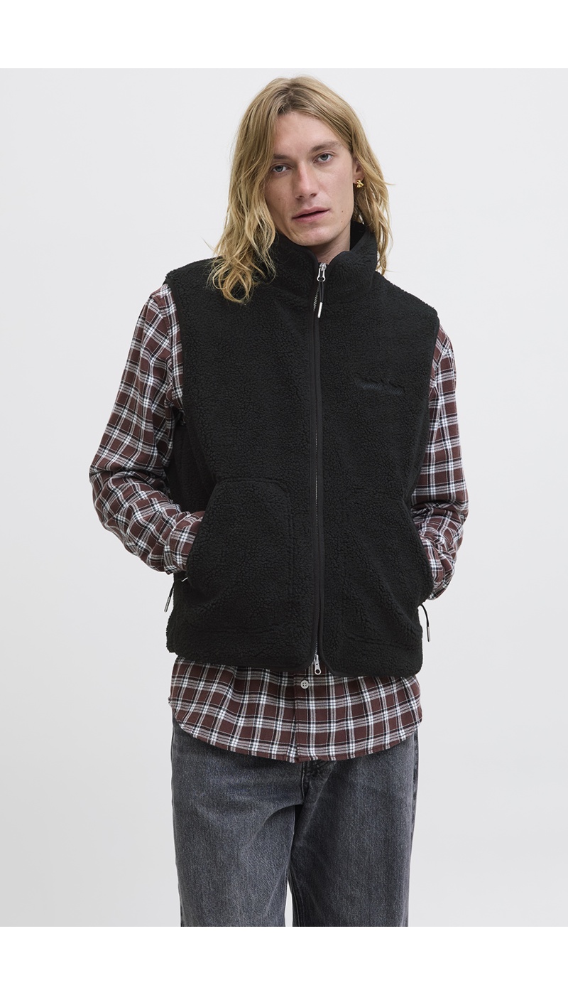 JACKandJONES  BLACK GILETS