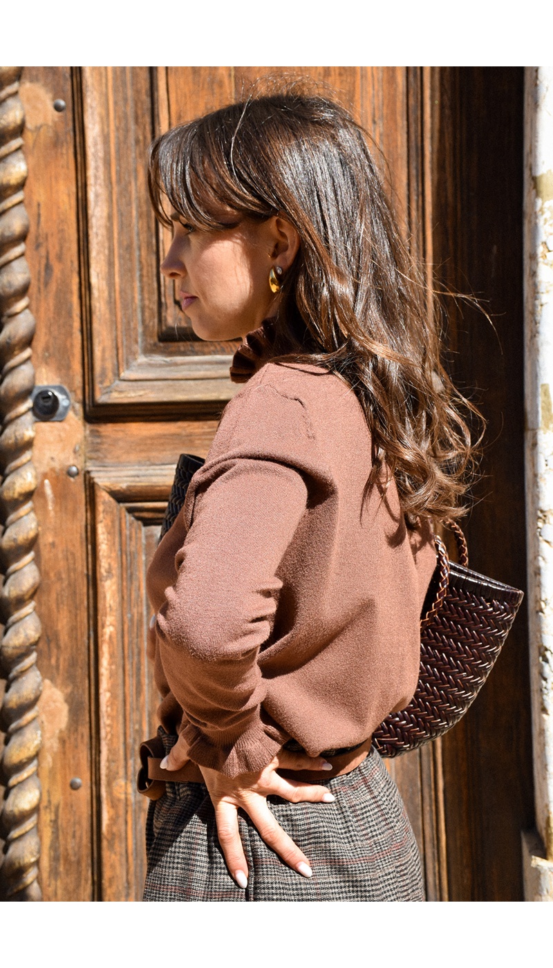 ALLEN and JO COL RO CAMEL PULL FEMME