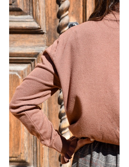 ALLEN and JO COL RO CAMEL PULL FEMME