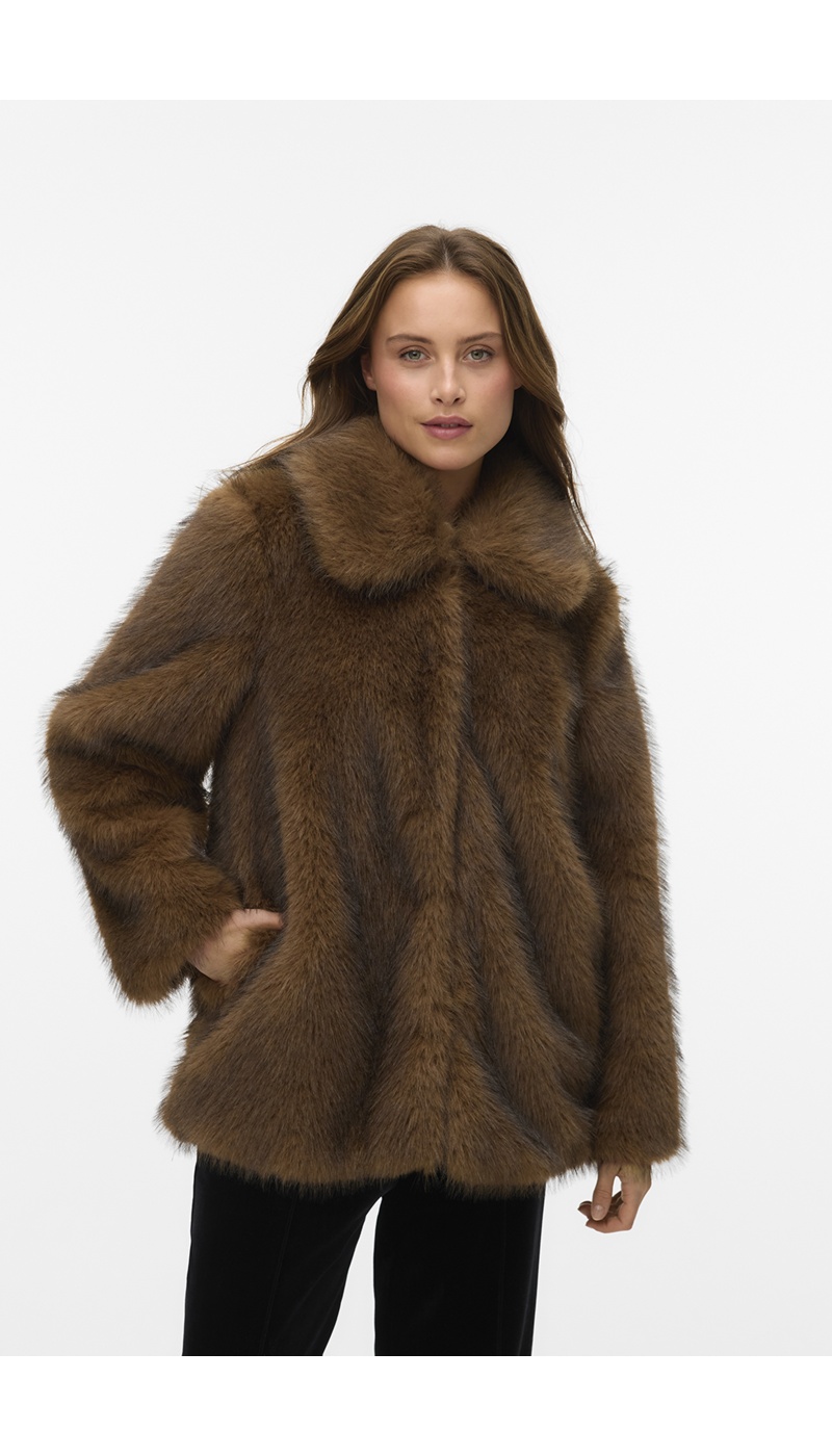 VERO MODA EMPE RADOR VESTES