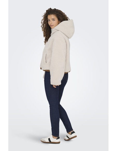 CLOUD WHITE VESTES