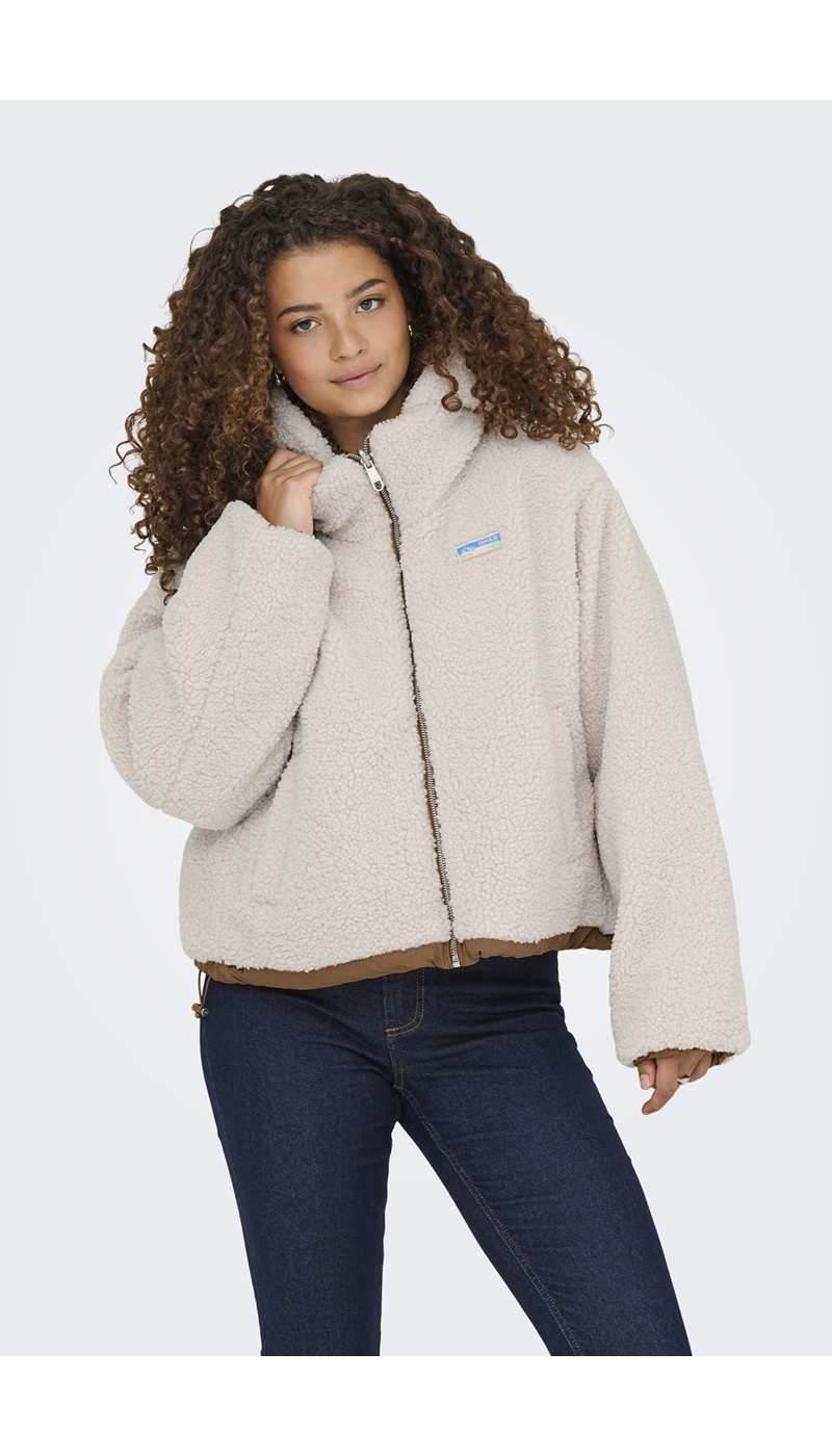 CLOUD WHITE VESTES