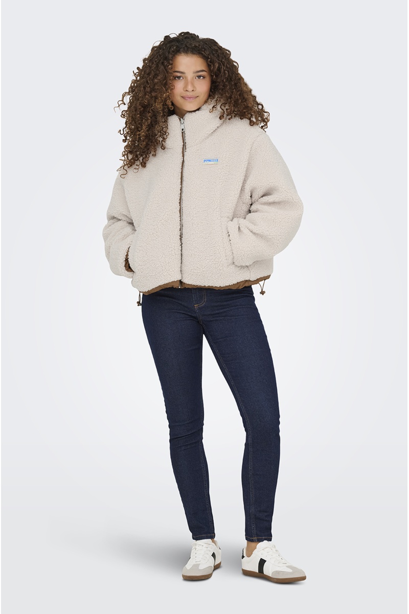 CLOUD WHITE VESTES