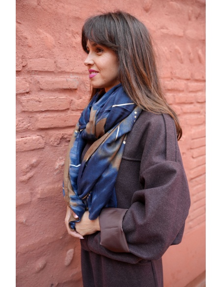 KESSLY IMPRI CAMEL ECHARPES