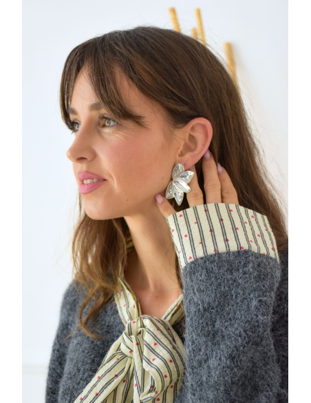 only one barcelona FLEURS ARGENT BOUCLES D'OREILLES