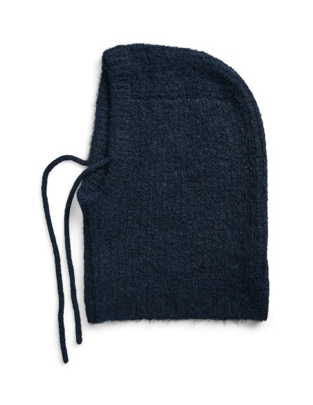 PIECES MARTIM E BLUE CHAPEAUX