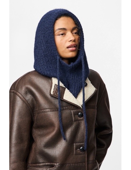 PIECES MARTIM E BLUE CHAPEAUX