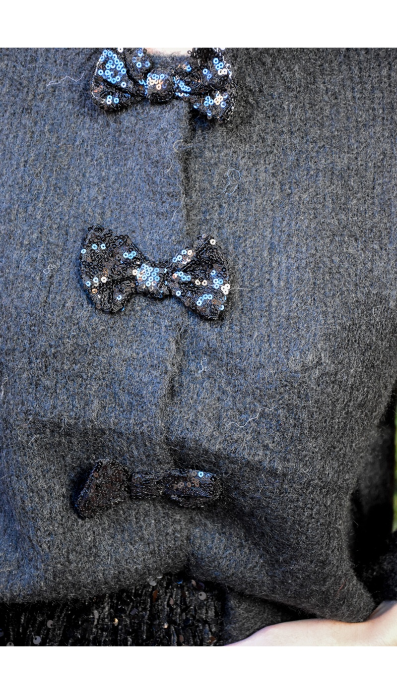 Pull Nœud Noir APRIL