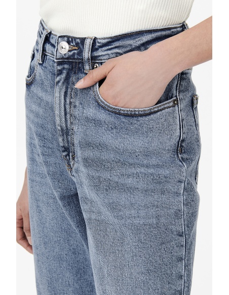 MEDIUM BLUE JEANS