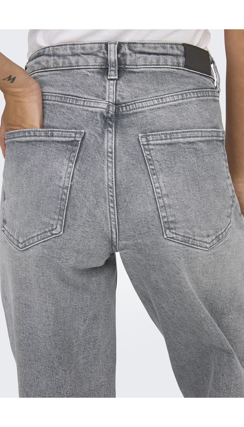 MEDIUM GREY JEANS