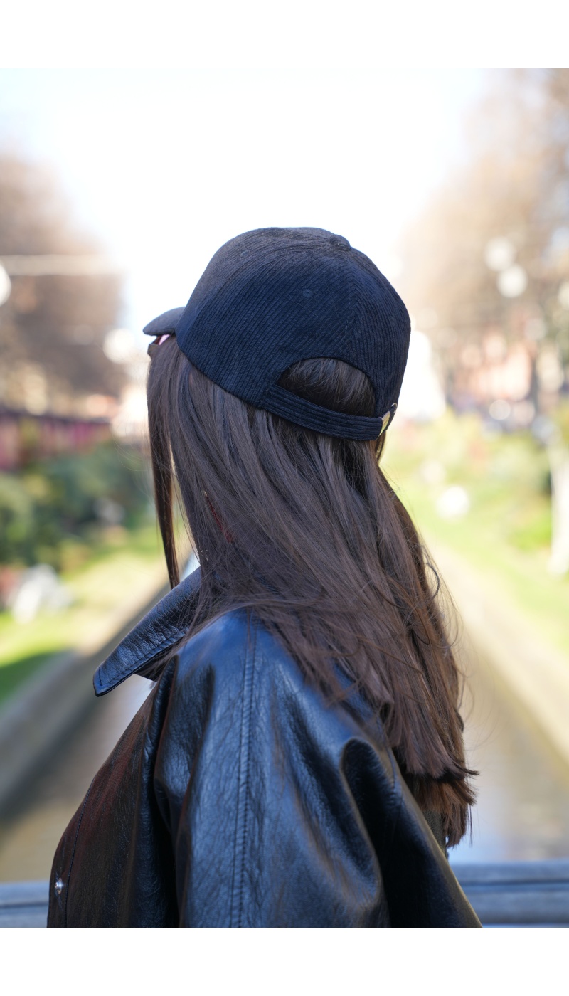 Casquette Velours Noire VICTORIA