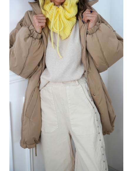 MODAS Y CREATIONES ANGELINA SL  BEIGE VESTES FEMME