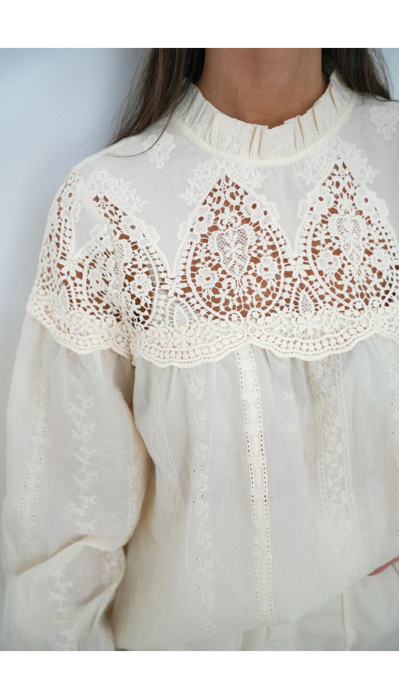 Blouse Broderie Ecru VICTORIA