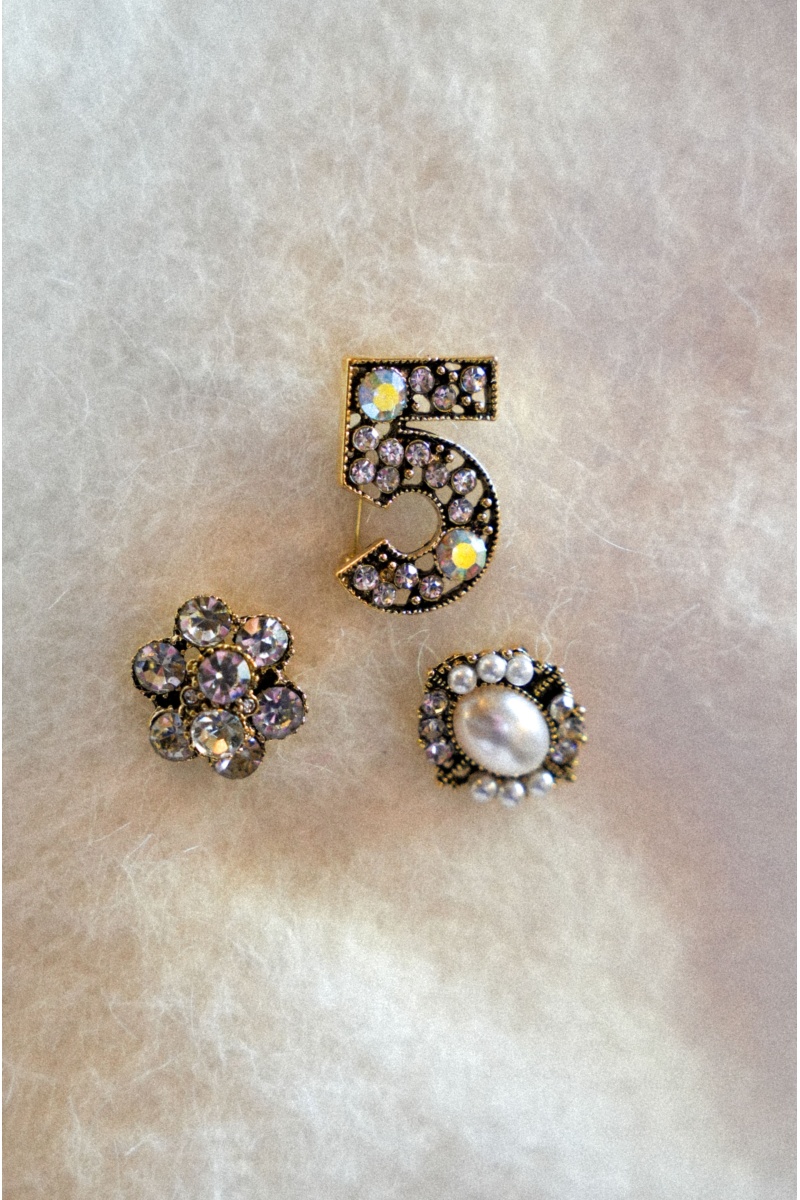 orient 5 STRASS BROCHE