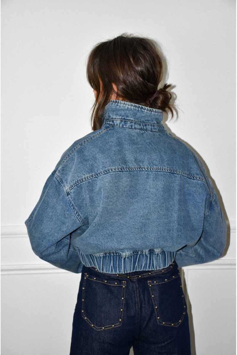 veste en jean courte style bomber 2