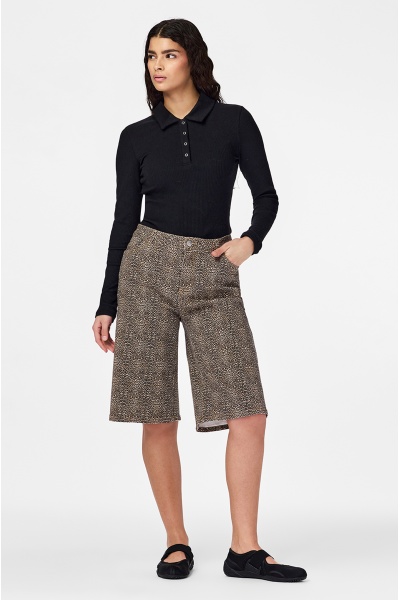 PIECES  RAWHID SHORTS 2