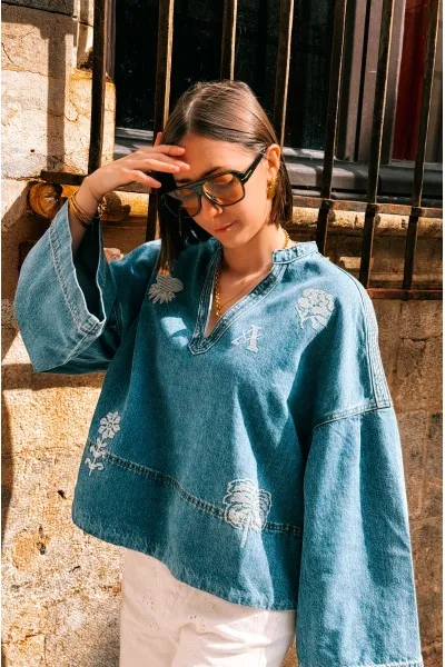 Haut Jean Brodé ISIS Noho - 1 | Accueil