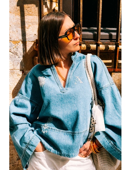 Haut Jean Brodé ISIS Noho - 2 | Accueil