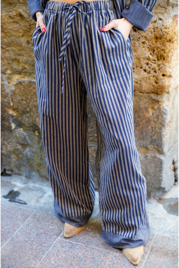 Johanna OUPA Pantalón de rayas azul marino - Elegancia femenina