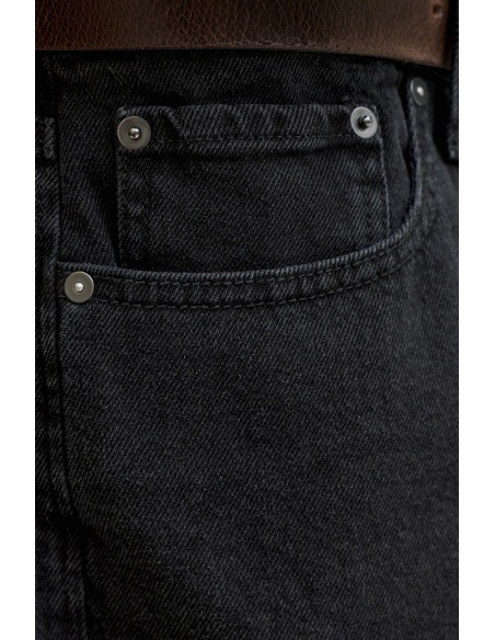 Shorts aus schwarzem Denim von JJITONY