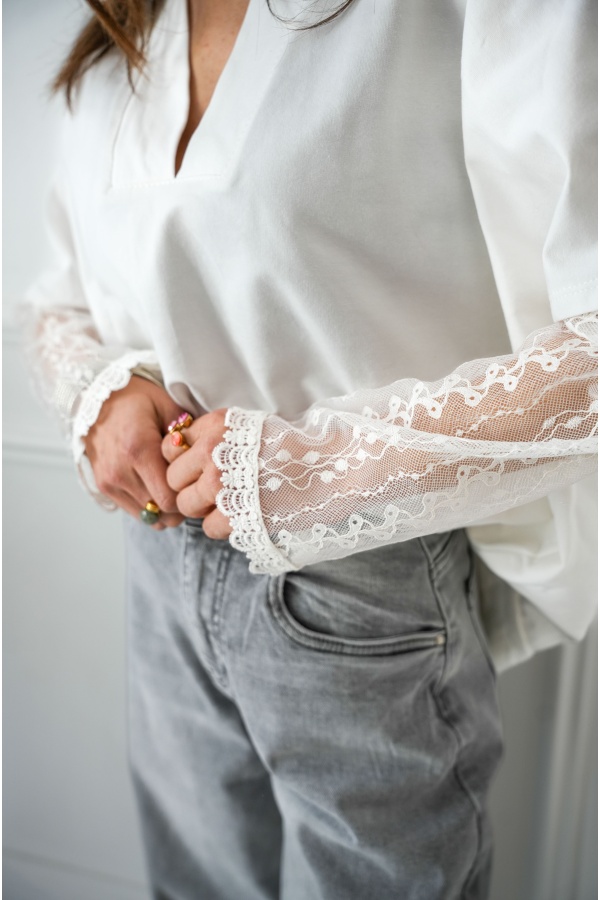 White Lace Top MELO 2