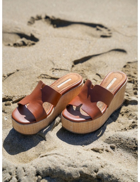 Sandalias Cuña Camel MYKONOS