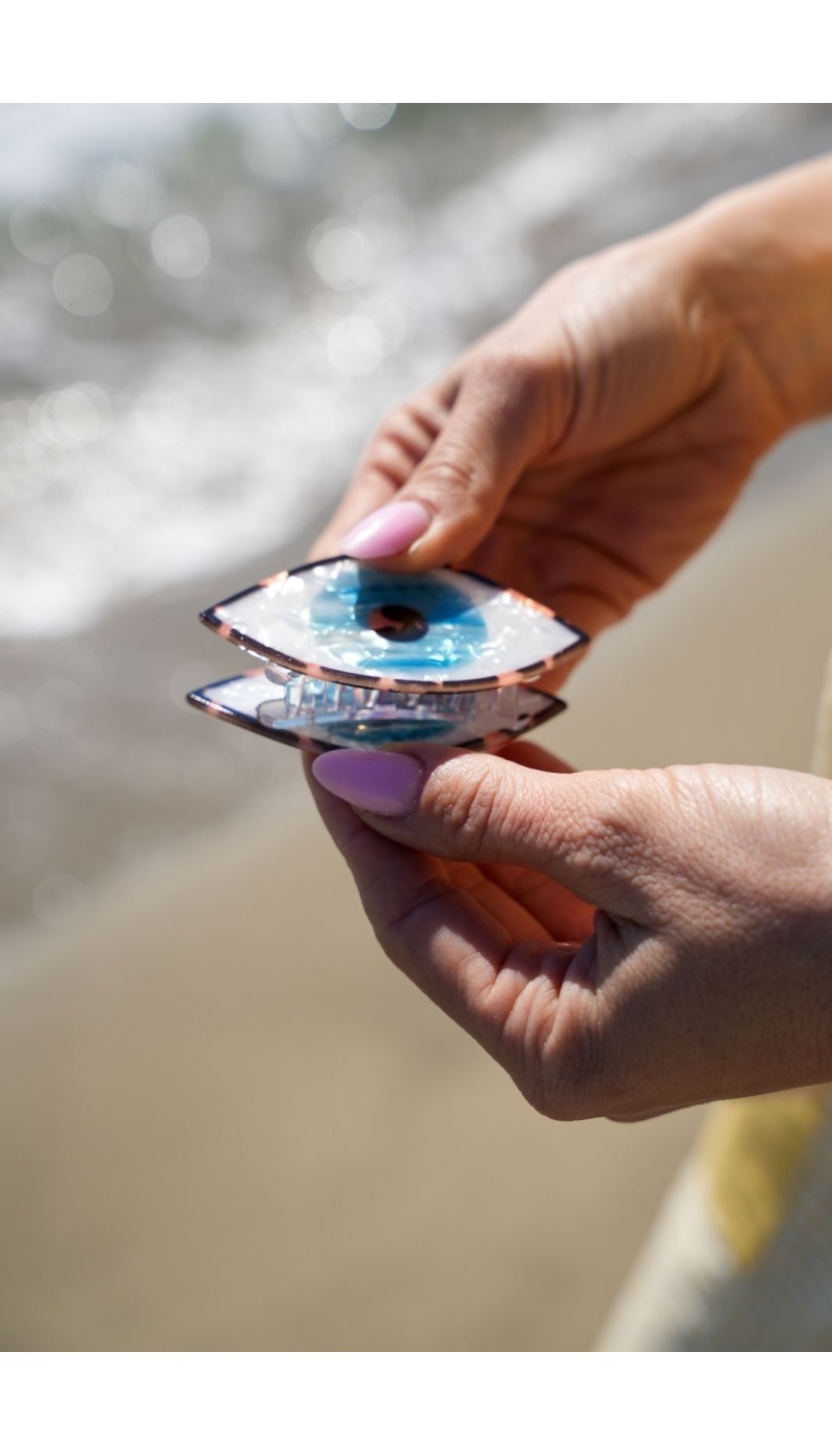 KARMA Eye Hair Clip