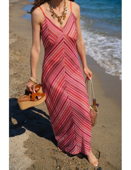 Vestido Coral Macramé VMDEMI - Elegancia y Estilo en Casa