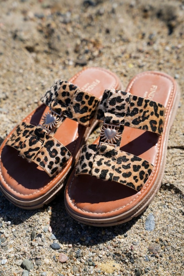 Sandales Coeur Léopard CORACA